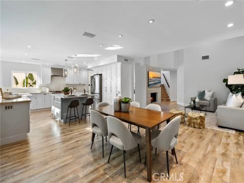 27 Palm Beach Court , Dana Point, CA