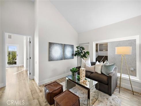 27 Palm Beach Court , Dana Point, CA