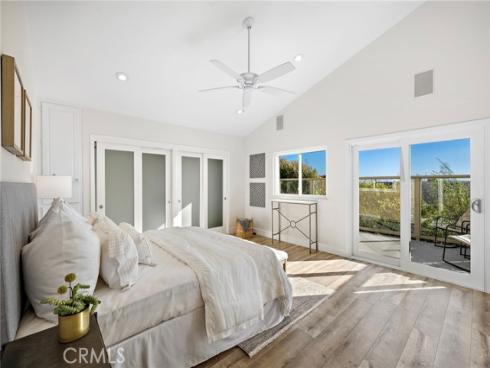 27 Palm Beach Court , Dana Point, CA