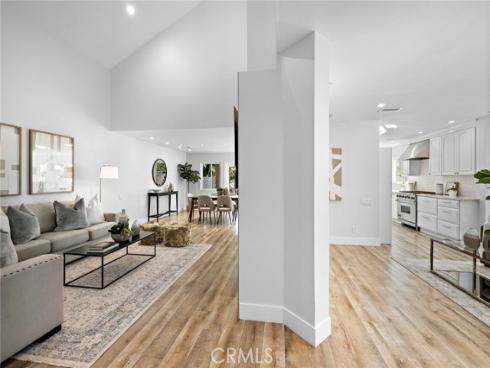 27 Palm Beach Court , Dana Point, CA