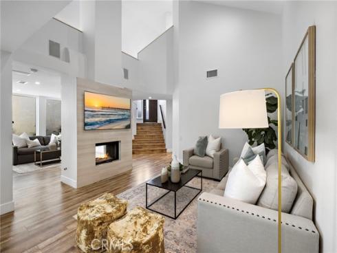 27 Palm Beach Court , Dana Point, CA