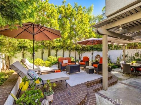 16  Saint John  , Dana Point, CA