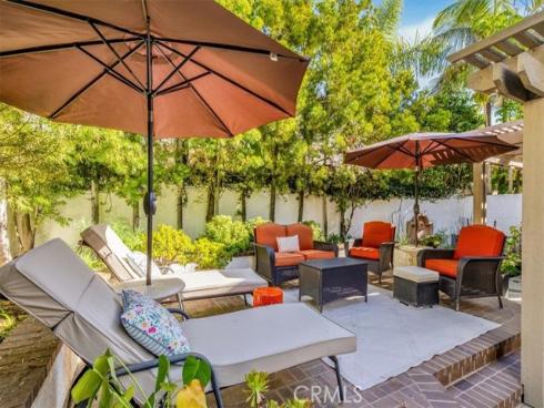 16  Saint John  , Dana Point, CA