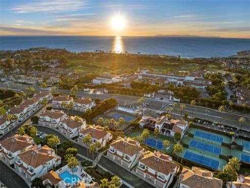37 Centre Court, Dana Point, CA