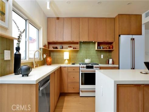 33042  Palo Alto  , Dana Point, CA