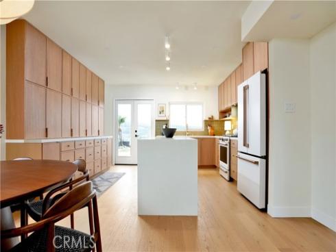 33042  Palo Alto  , Dana Point, CA