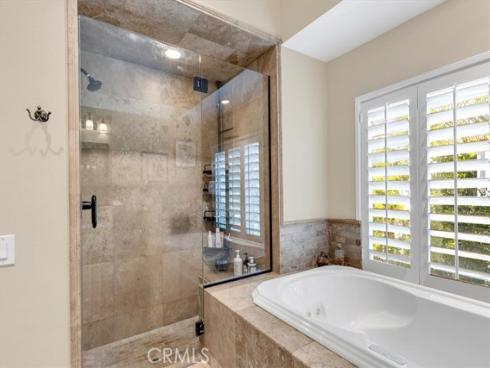 16  Saint John  , Dana Point, CA