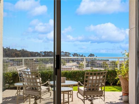 25422  Sea Bluffs  105  Drive, Dana Point, CA