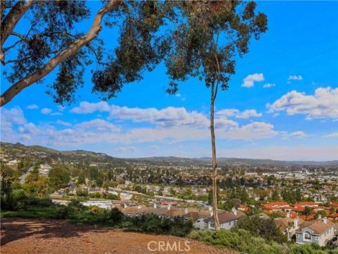 16  Lapis Avenue  , Dana Point, CA