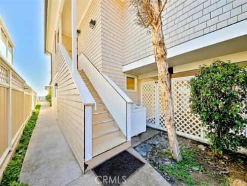 35087  Beach   Road, Dana Point, CA