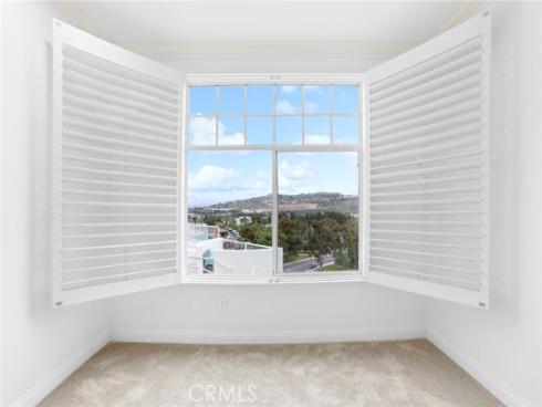 25422  Sea Bluffs  204  Drive, Dana Point, CA