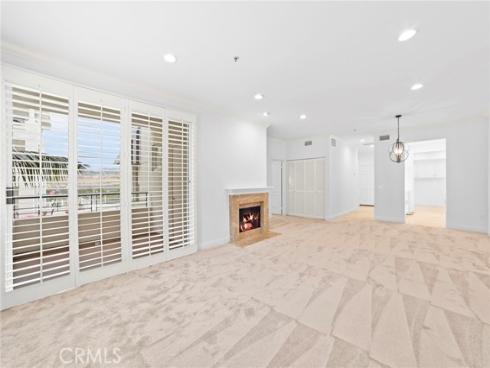 25422  Sea Bluffs  204  Drive, Dana Point, CA