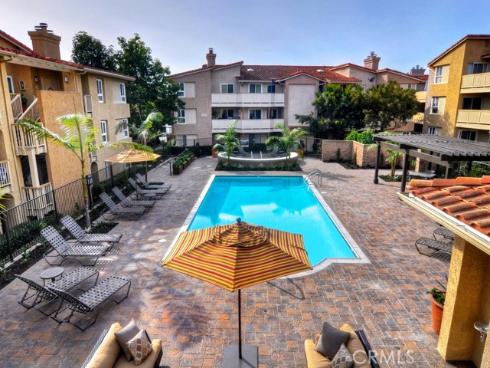 60  Corniche Dr  E , Dana Point, CA