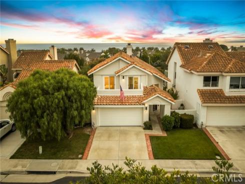 27 Palm Beach Court