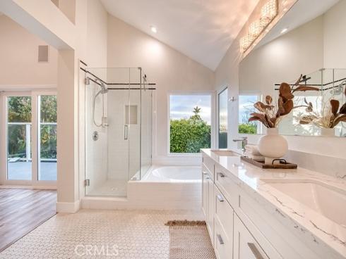 27 Palm Beach Court, Dana Point, CA