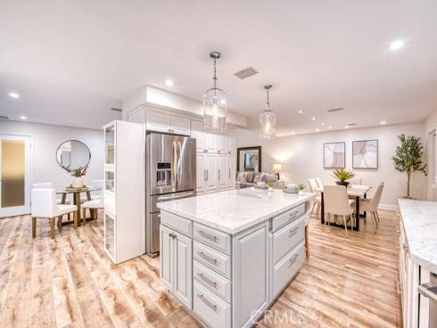 27 Palm Beach Court, Dana Point, CA