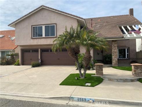 8569  Volga River   Circle, Fountain Valley, CA