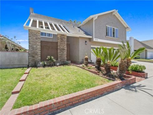 10458  Sioux River   Circle, Fountain Valley, CA