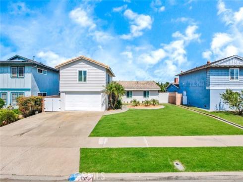 17174  Santa Madrina   Street, Fountain Valley, CA