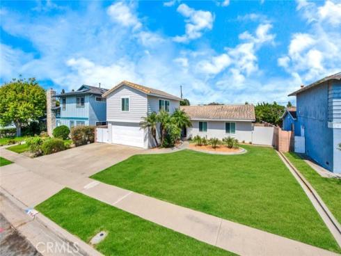 17174  Santa Madrina   Street, Fountain Valley, CA