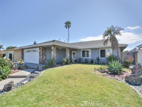 17665  San Diego   Circle, Fountain Valley, CA