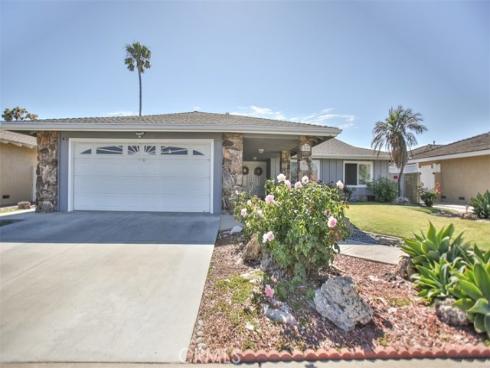 17665  San Diego   Circle, Fountain Valley, CA