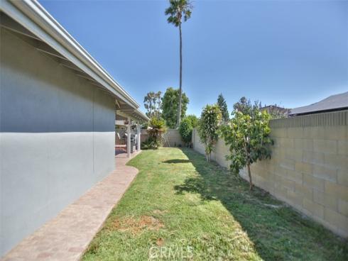 17665  San Diego   Circle, Fountain Valley, CA