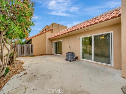 10597  La Rosa   Lane, Fountain Valley, CA