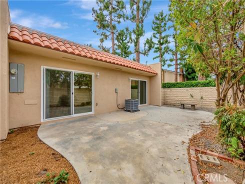 10597  La Rosa   Lane, Fountain Valley, CA