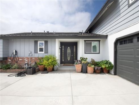 17685  Walnut   Street, Fountain Valley, CA