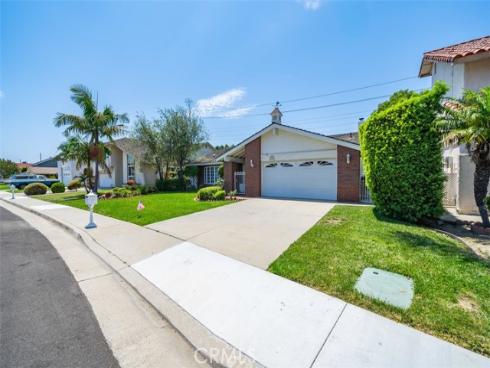 18279  Mount Kristina   Street, Fountain Valley, CA