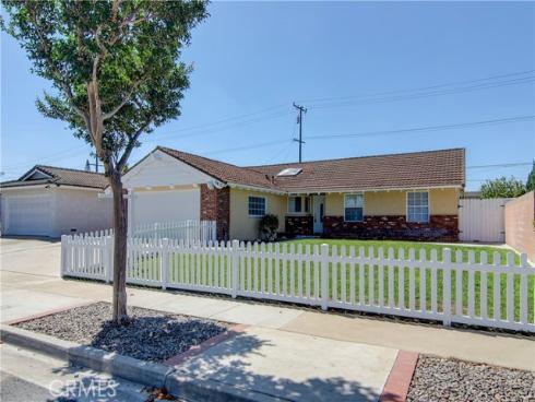 9410  La Colonia   Avenue, Fountain Valley, CA