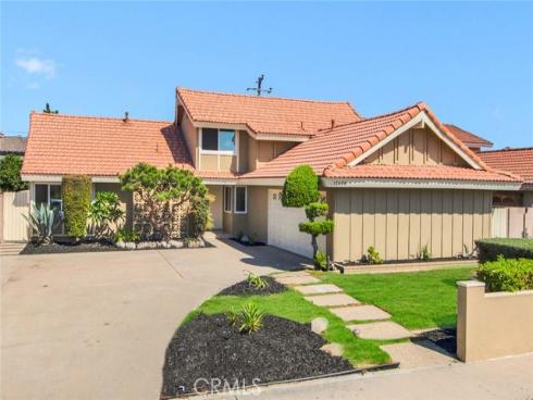 17698  Locust Street  , Fountain Valley, CA