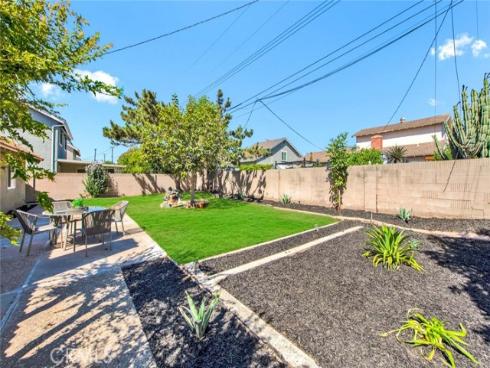 17698  Locust Street  , Fountain Valley, CA