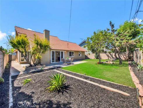 17698  Locust Street  , Fountain Valley, CA