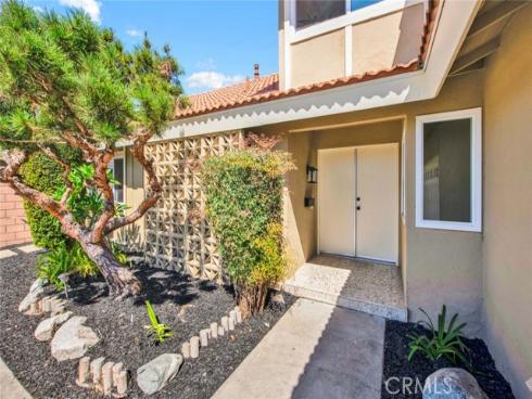 17698  Locust Street  , Fountain Valley, CA