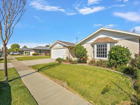 18394  Tamarind   Street, Fountain Valley, CA