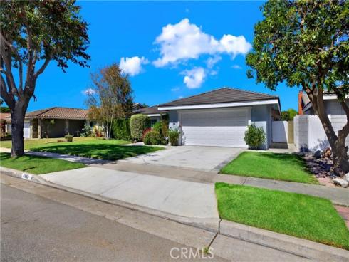 10859  Goldeneye Avenue  , Fountain Valley, CA