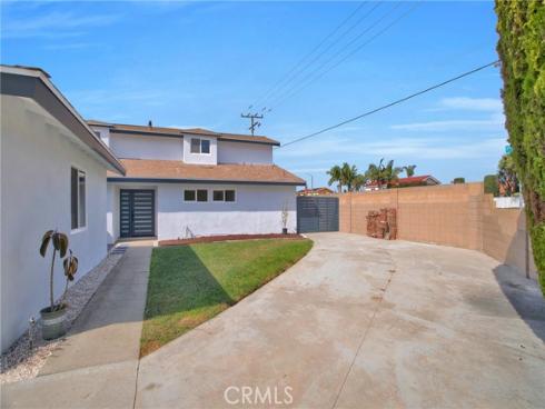 16515  Walnut   Street, Fountain Valley, CA