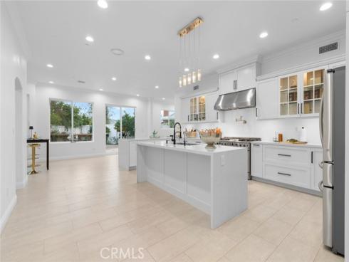 18648 Cedar Cir , Fountain Valley, CA