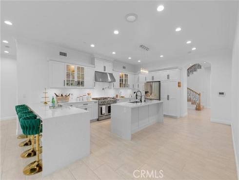 18648 Cedar Cir , Fountain Valley, CA