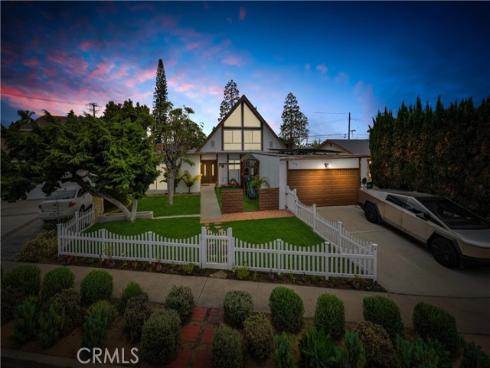 17550 Chestnut Street, Fountain Valley, CA