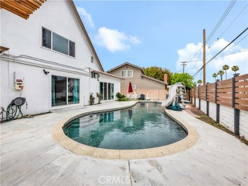17550  Chestnut   Street, Fountain Valley, CA