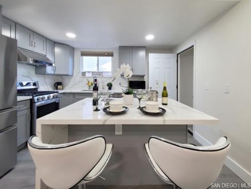 15927 Los Reyes Street , Fountain Valley, CA