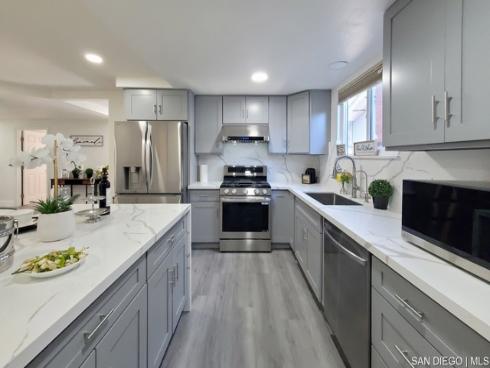 15927 Los Reyes Street , Fountain Valley, CA