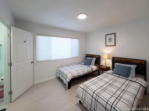 15927 Los Reyes Street , Fountain Valley, CA