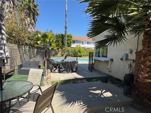 9775 Hibiscus Avenue, Fountain Valley, CA