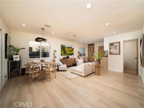 9795 Mistletoe Avenue, Fountain Valley, CA