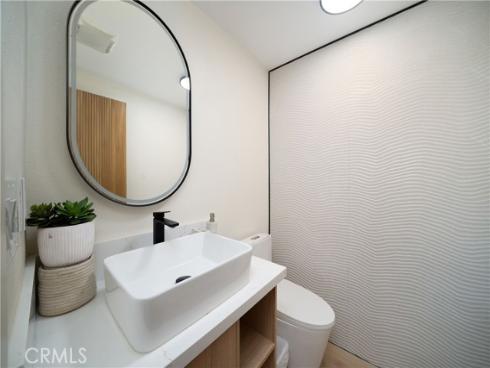 9795 Mistletoe Avenue, Fountain Valley, CA