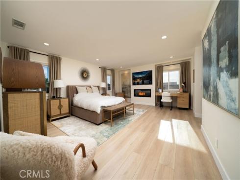 9795 Mistletoe Avenue, Fountain Valley, CA